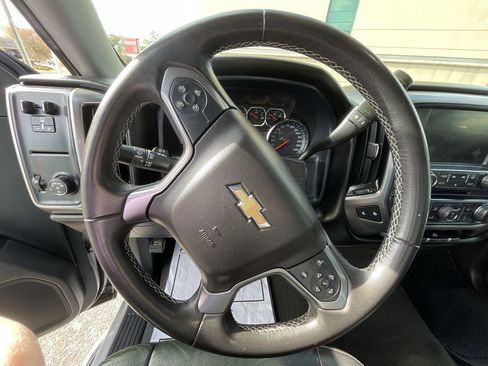 Used 2018 Chevrolet Silverado 1500 LT w/ All Star Edition RWD image 11