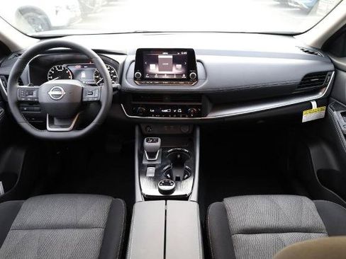 New 2026 Nissan Rogue SV AWD/4WD image 21