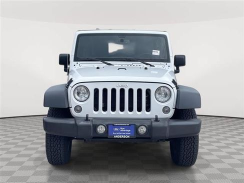 Used 2018 Jeep Wrangler Unlimited Sport S AWD/4WD image 4