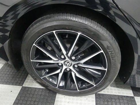 Used 2023 Toyota Camry SE w/ Cold Weather Package AWD/4WD image 17