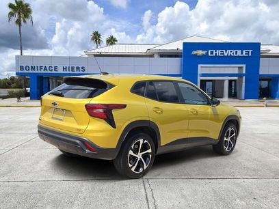 Used 2025 Chevrolet Trax RS w/ Sunroof Package