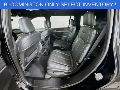 New 2025 Jeep Grand Cherokee L Limited w/ Luxury Tech Group II image 25