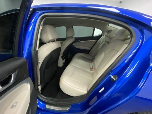 Used 2019 Genesis G70 2.0T Advanced image 35