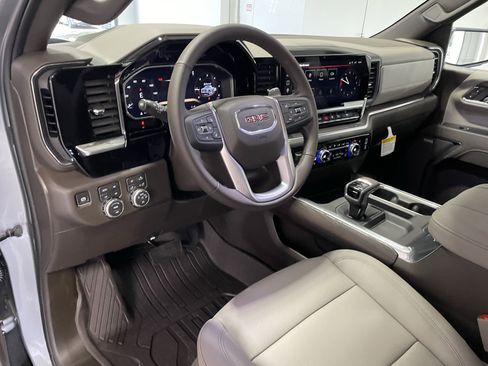 New 2026 GMC Sierra 1500 SLT w/ SLT Premium Plus Package image 14
