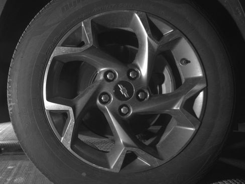 Used 2025 Chevrolet Trax LT w/ LT Convenience Package FWD image 15