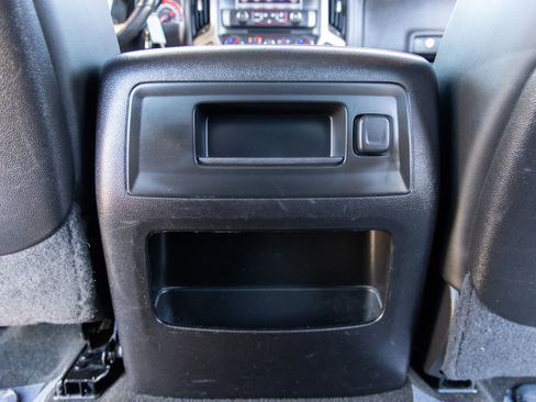 Used 2015 GMC Sierra 2500 Denali w/ Duramax Plus Package AWD/4WD image 36
