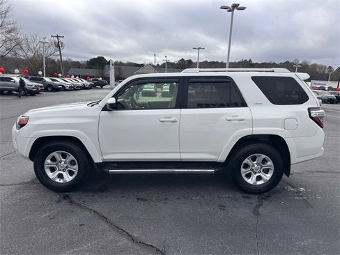 Used 2014 Toyota 4Runner SR5 image 6