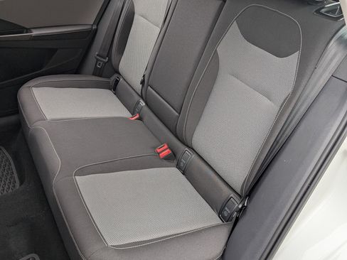 Used 2024 Volkswagen Taos S image 17