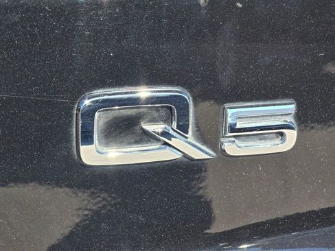 Used 2021 Audi Q5 e Premium w/ Convenience Package AWD/4WD image 14