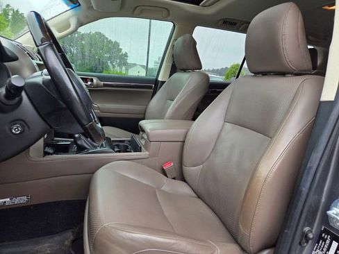 Used 2020 Lexus GX 460 Luxury w/ Luxury Sport Package AWD/4WD image 9