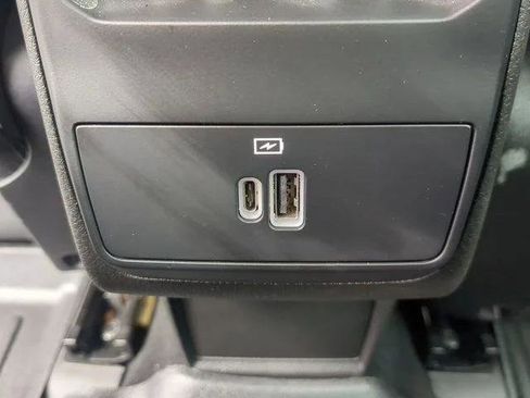 Certified 2024 Dodge Hornet R/T Plus AWD/4WD image 17