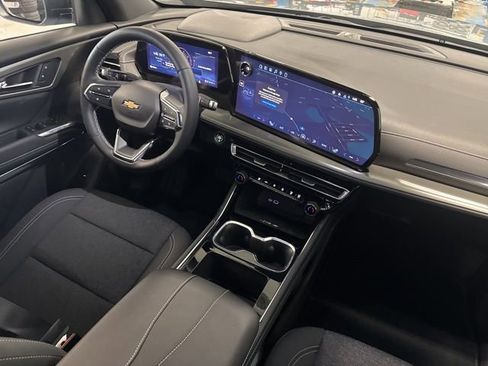 New 2026 Chevrolet Traverse LT FWD image 13