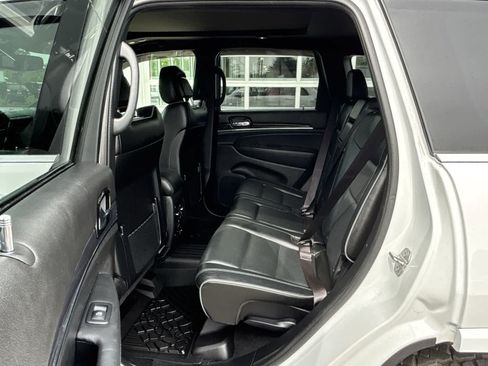 Certified 2021 Jeep Grand Cherokee Overland AWD/4WD image 11