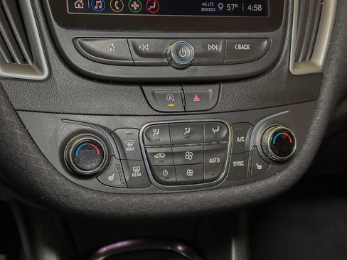 Used 2024 Chevrolet Malibu LT FWD image 37