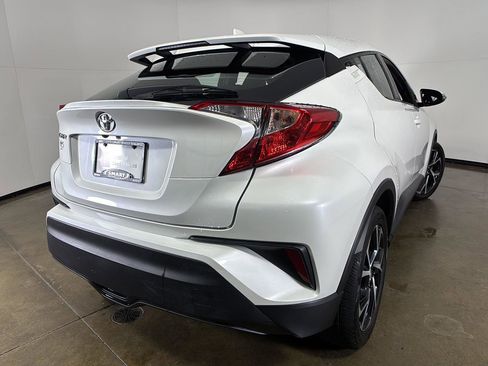 Used 2018 Toyota C-HR XLE image 10
