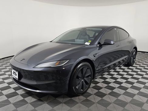 Used 2025 Tesla Model 3 Long Range image 6