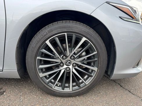 Used 2025 Lexus ES 350 w/ Premium Package image 7