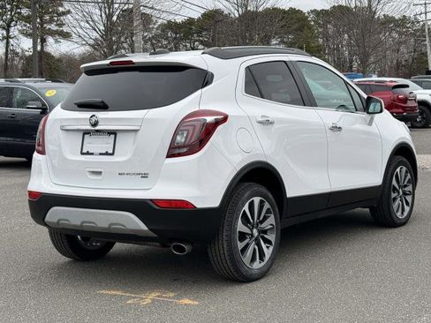 Used 2022 Buick Encore Preferred image 4