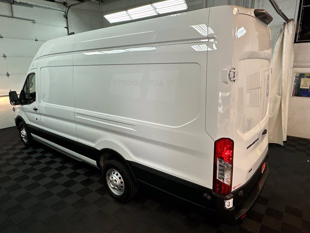 Used 2026 Ford Transit 350 148 High Roof Extended AWD w/ Load Area Protection Package image 6