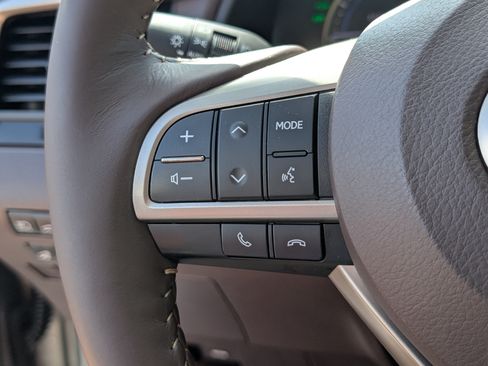 Used 2018 Lexus RX 450h AWD w/ Premium Package image 24