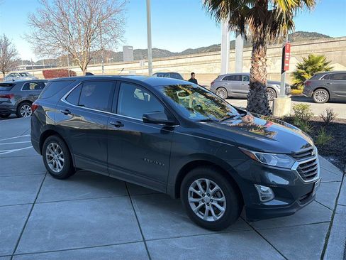 Used 2018 Chevrolet Equinox LT image 6