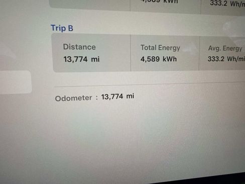 Used 2022 Tesla Model S Plaid image 30