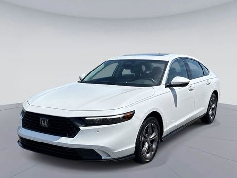 Certified 2025 Honda Accord EX-L image 8