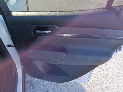 New 2026 GMC Terrain AT4 AWD/4WD image 16