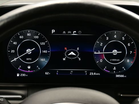 Used 2022 Kia Carnival SX Prestige image 27