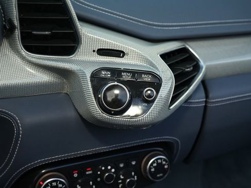 Used 2015 Ferrari 458 Spider image 18