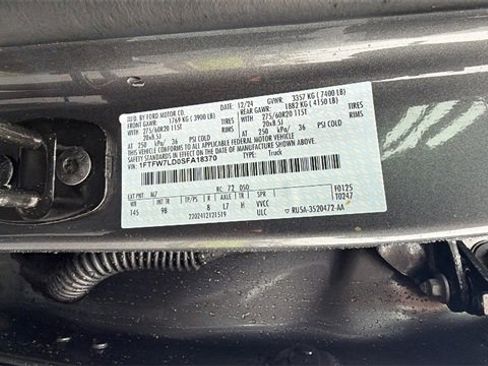 Used 2025 Ford F150 Platinum w/ Equipment Group 702A High image 36