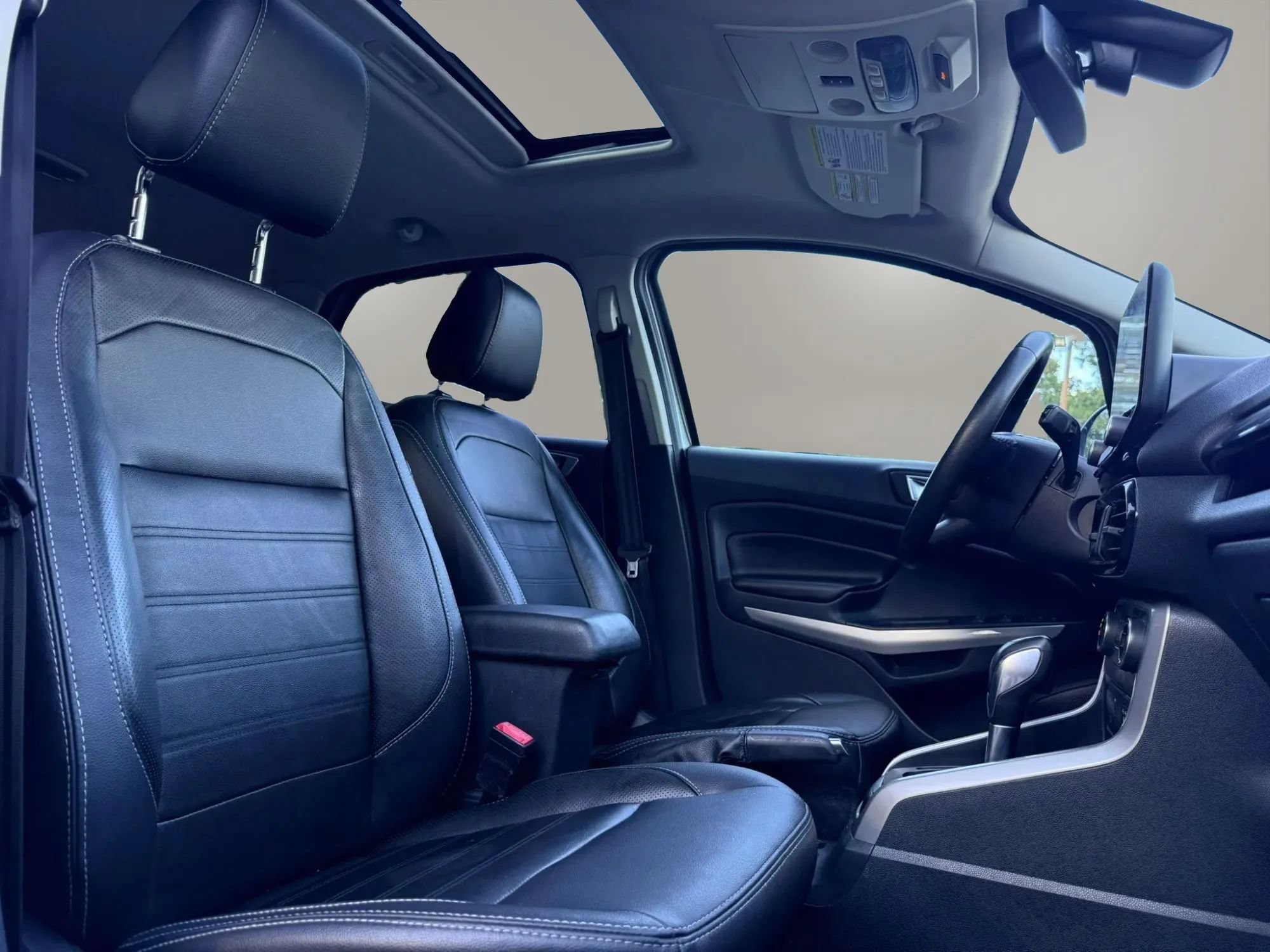 Used 2018 Ford EcoSport Titanium AWD/4WD image 13