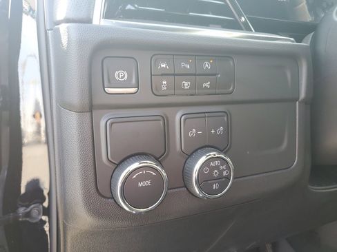 Used 2025 Chevrolet Tahoe Premier image 24