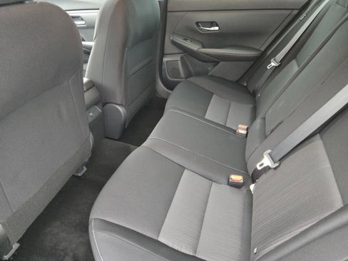 Used 2022 Nissan Sentra SV w/ Trunk Package FWD image 27