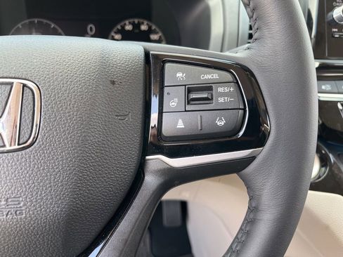 Used 2026 Honda Odyssey Elite image 22