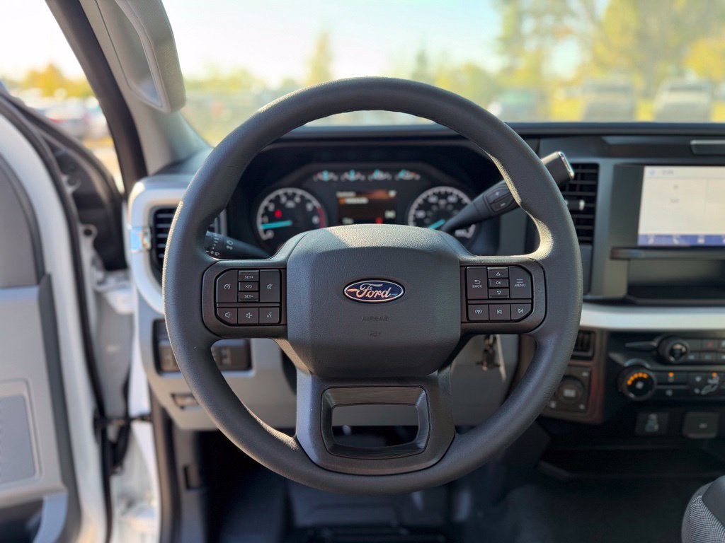 New 2027 Ford F250 XL w/ XL Driver Assist Package AWD/4WD image 21