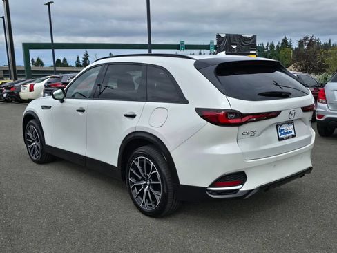 Certified 2025 MAZDA CX-70 Plug-In Hybrid w/ Premium Plus AWD/4WD image 7