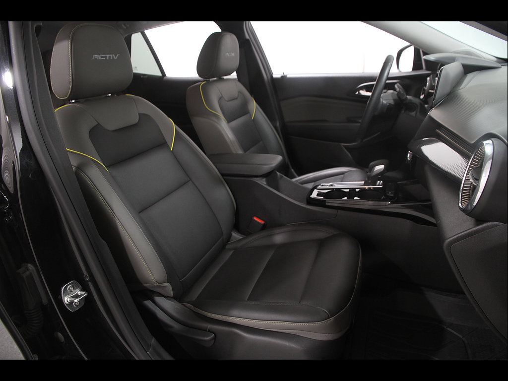 Certified 2024 Chevrolet Trax ACTIV FWD image 16
