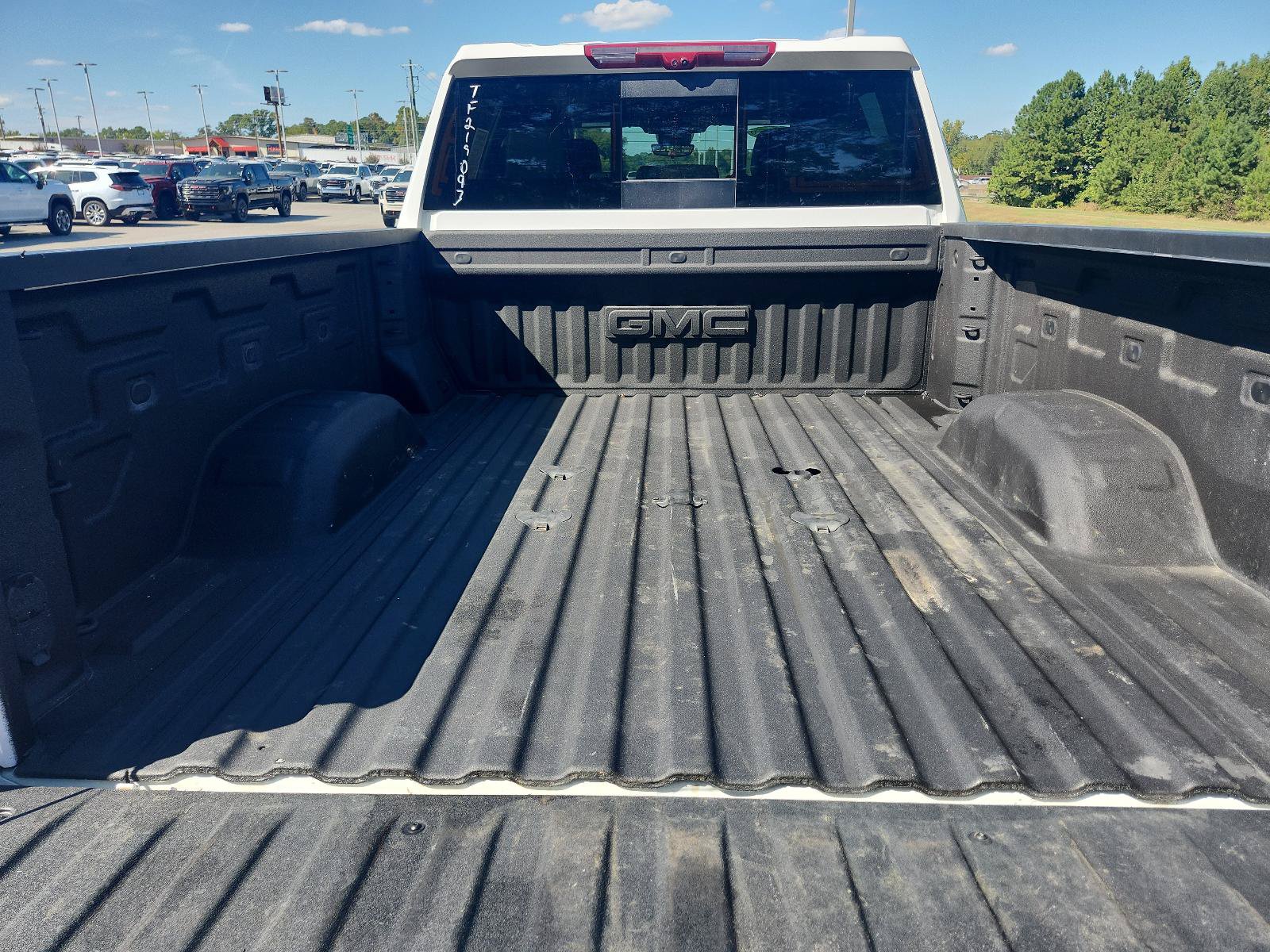 Used 2026 GMC Sierra 2500 AT4 w/ AT4 Premium Plus Package AWD/4WD image 15