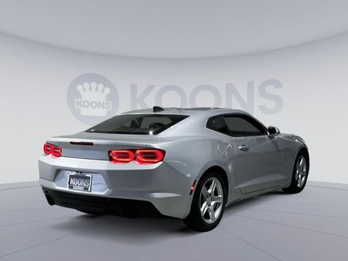 Used 2019 Chevrolet Camaro LT image 16