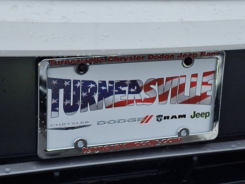 Used 2024 Hyundai Elantra Limited image 17