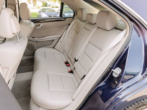 Used 2015 Mercedes-Benz E 350 4MATIC Sedan w/ Premium 1 Package image 35