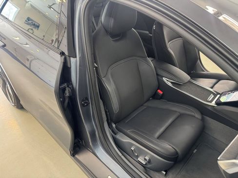Used 2024 Lucid Air Touring AWD/4WD image 7