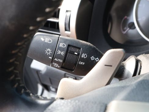 Used 2015 Lexus IS 250 AWD w/ Navigation System Package image 19