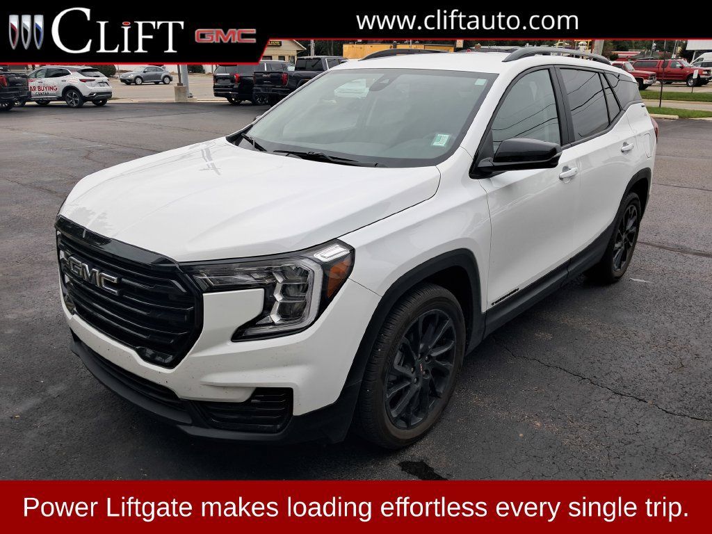 Used 2024 GMC Terrain SLE w/ Driver Convenience Package FWD image 1