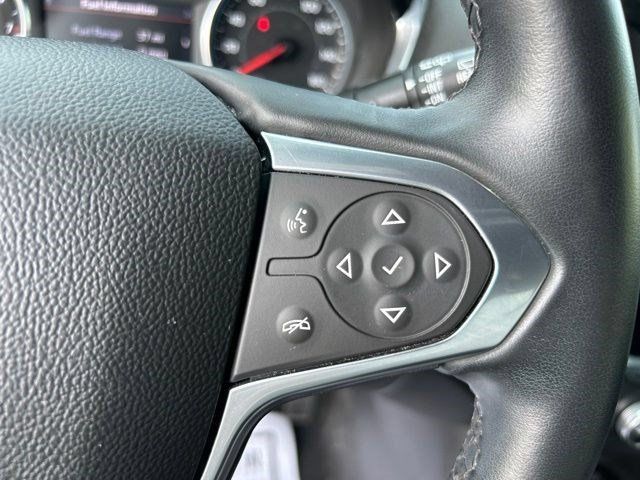 Used 2023 Chevrolet Traverse LT FWD image 18