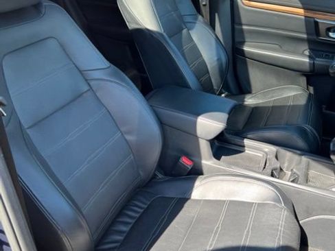 Used 2019 Honda CR-V Touring image 18