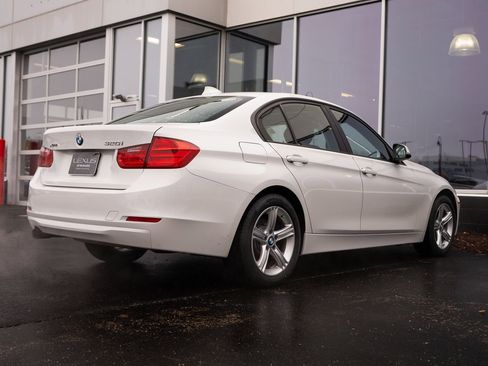 Used 2015 BMW 320i xDrive Sedan image 6