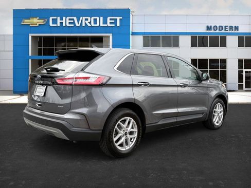 Used 2023 Ford Edge SEL image 5