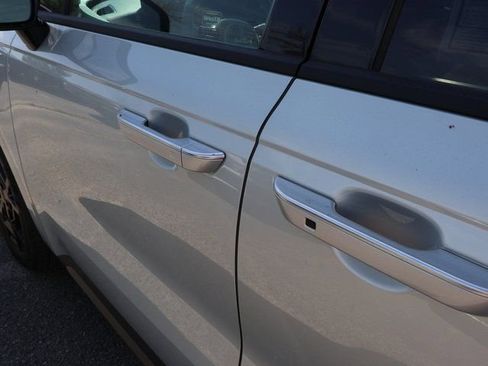 New 2026 Kia Carnival SX FWD image 10